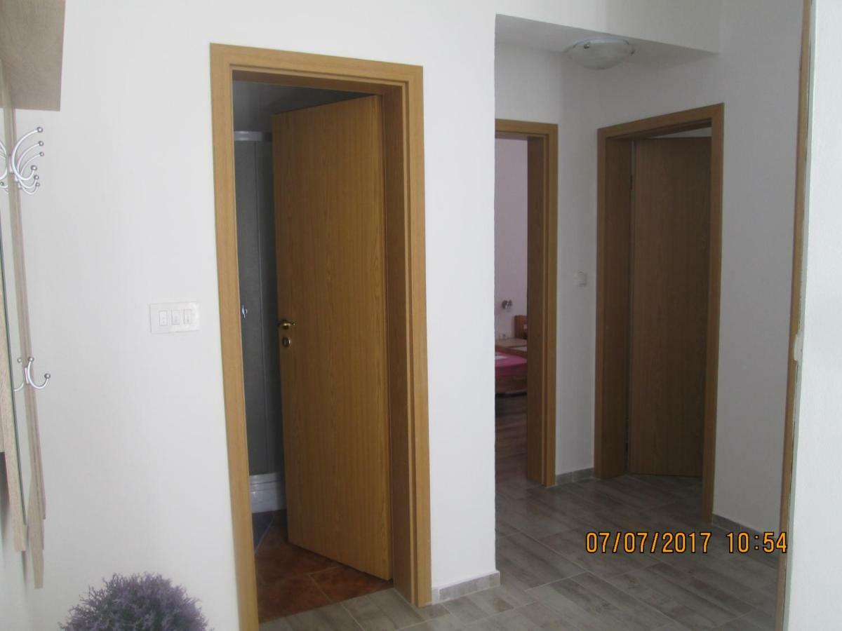 Apartment Zoki 2 Senj  Eksteriør billede